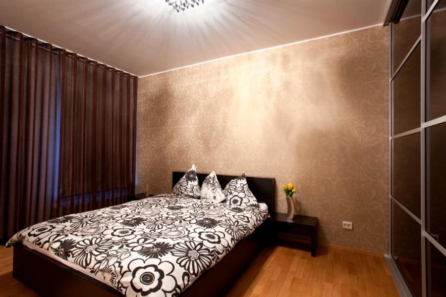 Tatari Apartment Талин Стая снимка